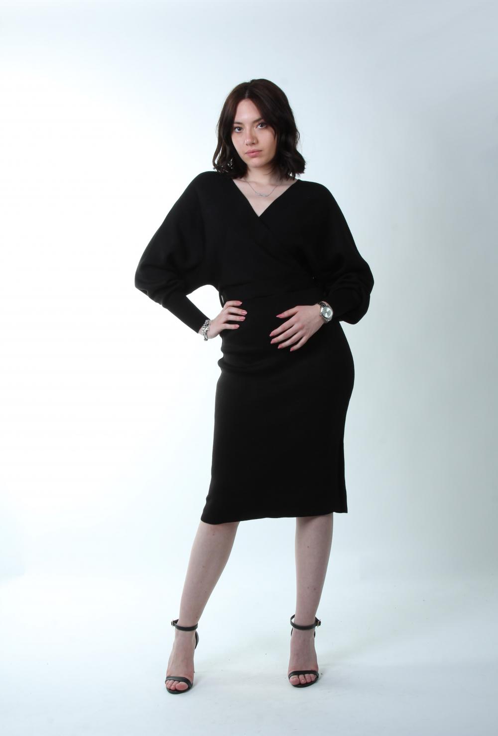 Bayan V Yaka Kemerli Elbise - Siyah